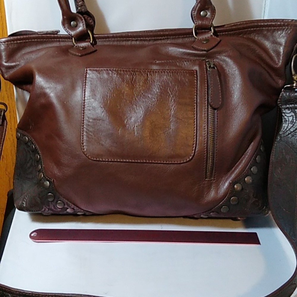 Idyllwind leather and cow hair large tote and wallet - Picture 5 of 16